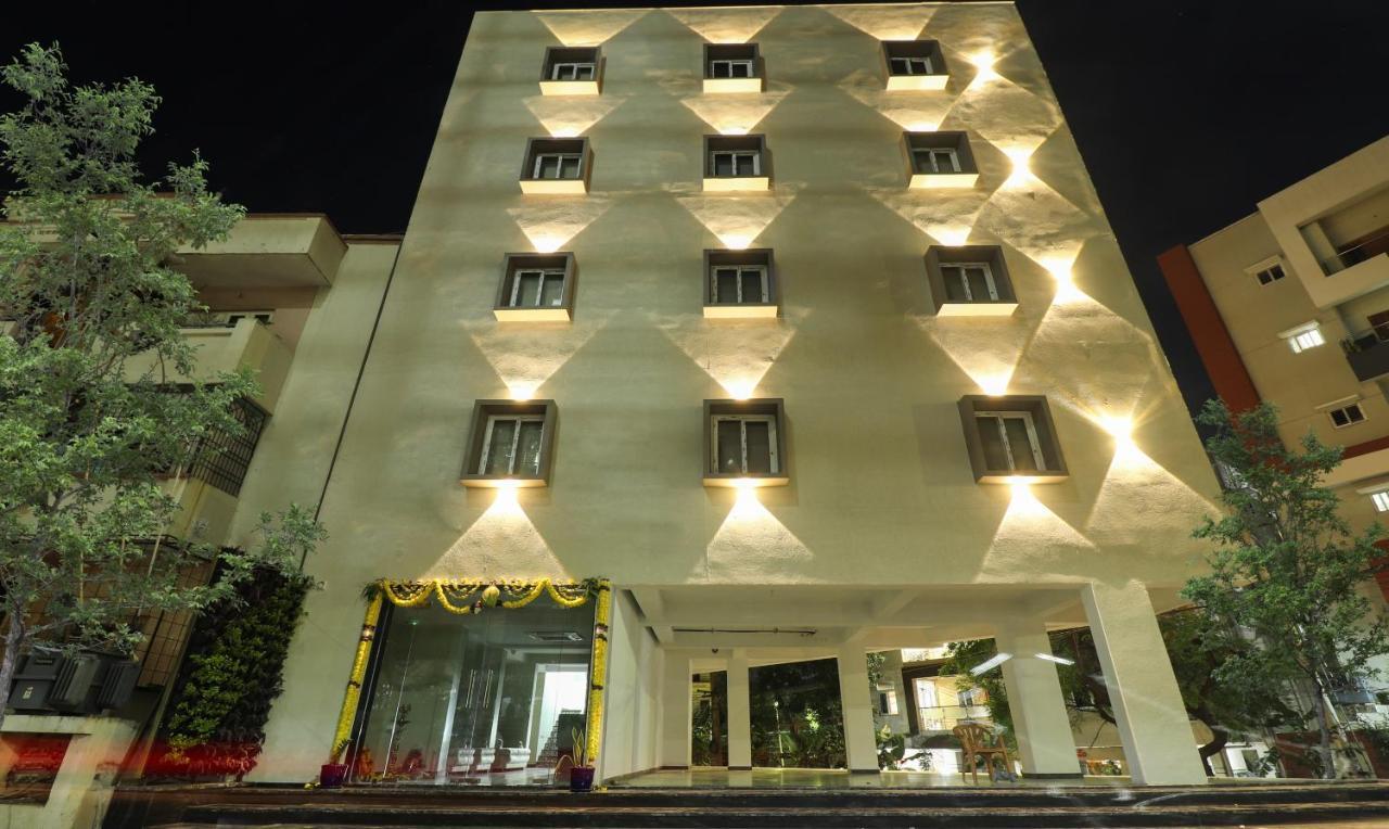 Treebo Sriz Cozy Seethamadhara Вишакхапатнам Экстерьер фото